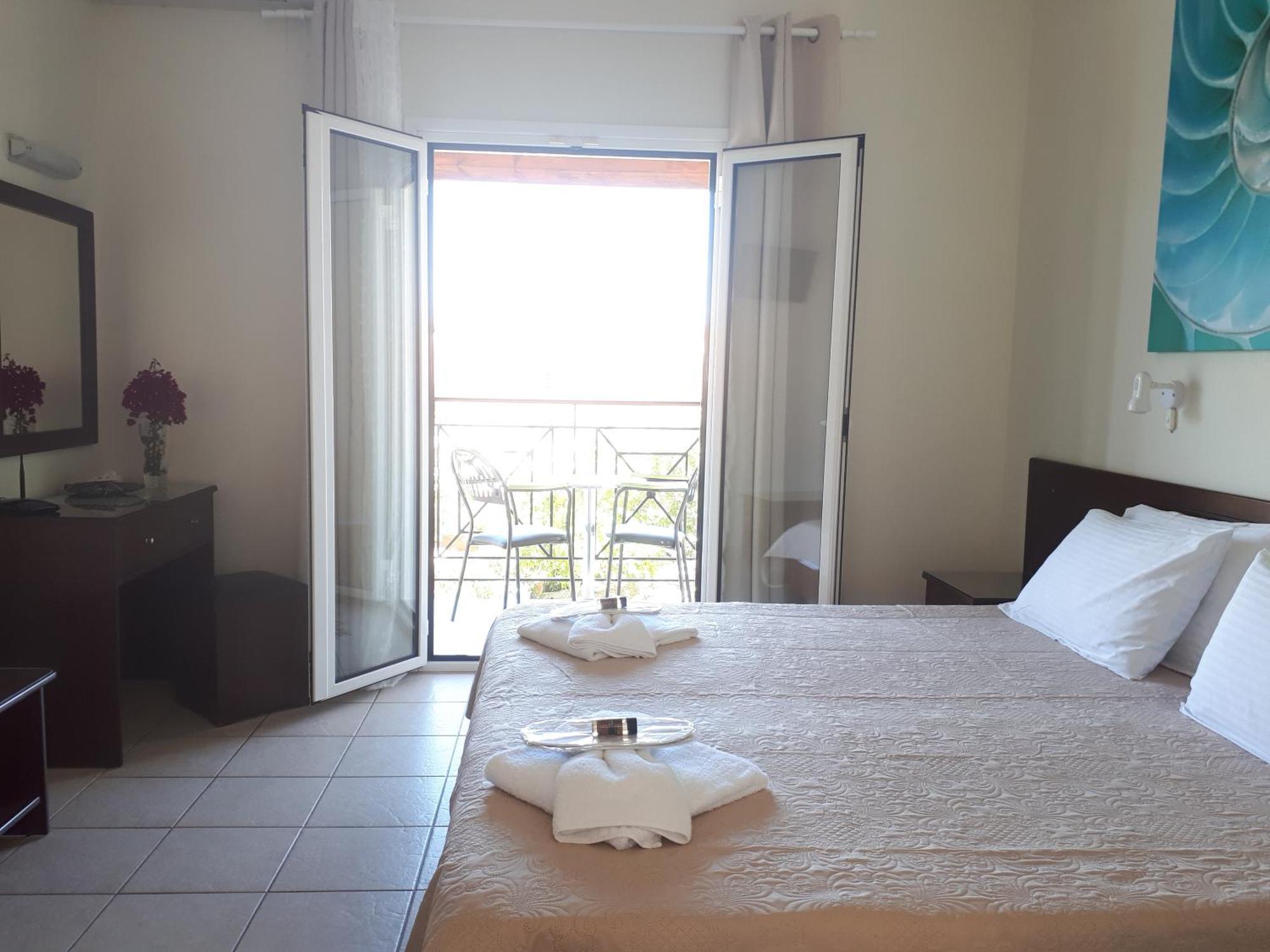 Metaxa Apartments Kávos Dış mekan fotoğraf